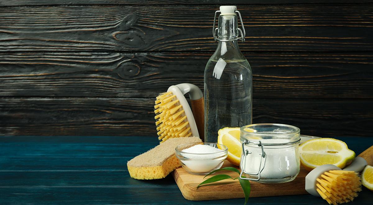 Prepare Your Asheville Home for Fall: Natural Cleaning Solutions for Seasonal Transitions
